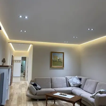 Apartment Bright & Spacious 2 Bedroom Flat